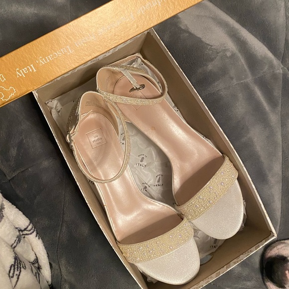 White Pearl heels - Picture 5 of 5